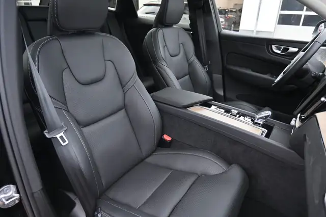 Volvo XC60 view 14