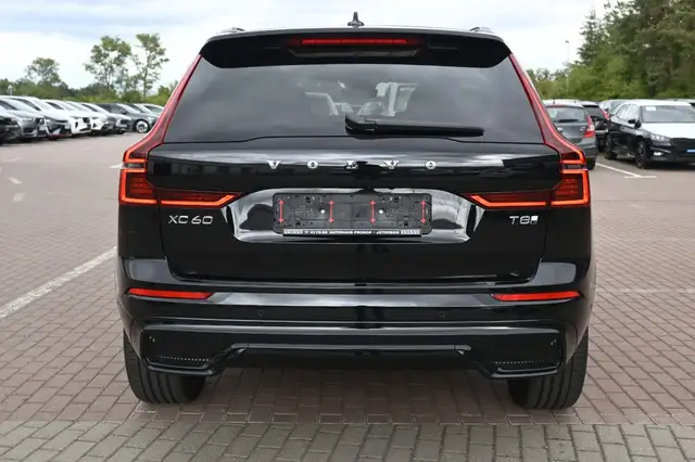 Volvo XC60 view 4