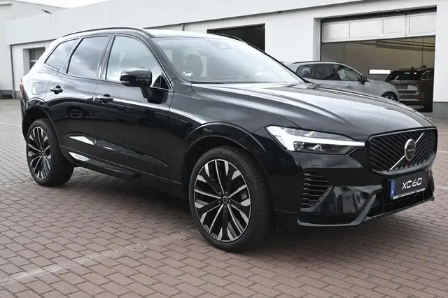 Volvo XC60 view 7