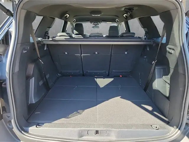 Peugeot 5008 view 7