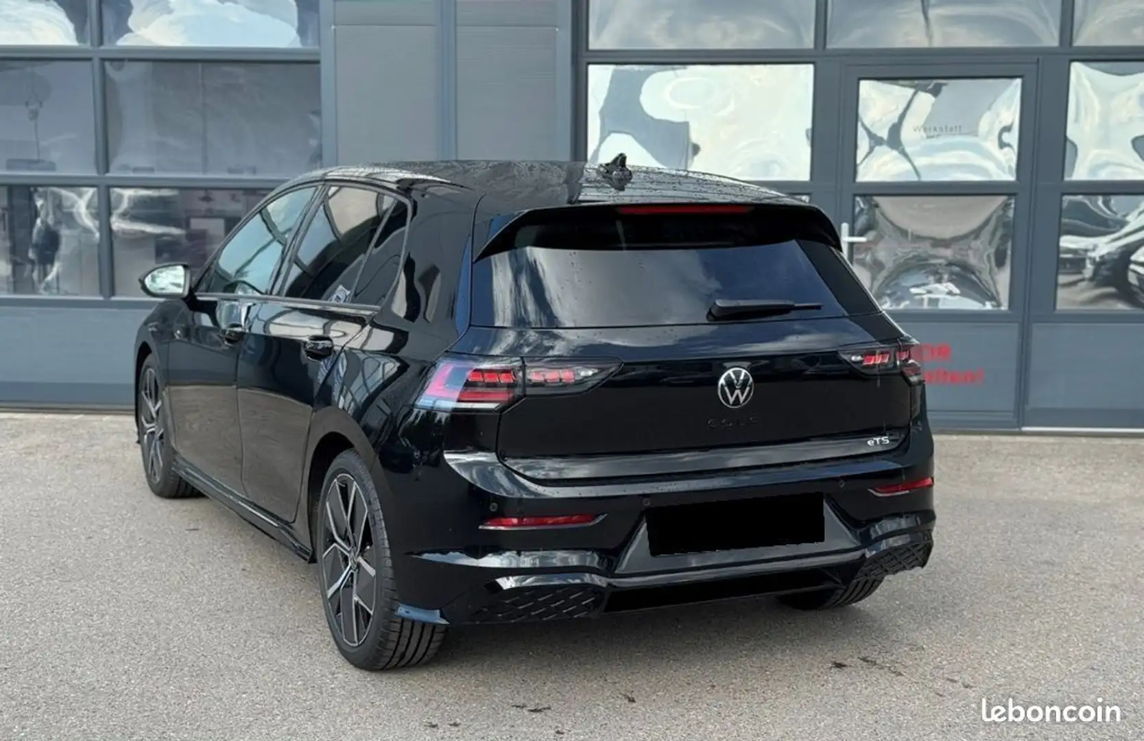Volkswagen Golf 8 1.5 eTSI 150CH DSG R-Line GPS-LED-VIRTUAL COCKPIT-IQ LIGHT-CAMERA-JANTES 18 Noir - 2
