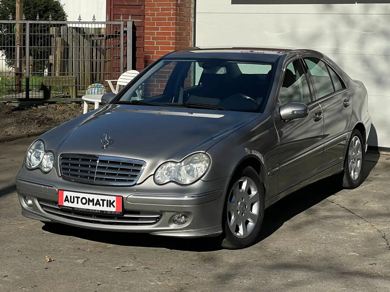 Mercedes-Benz C 200