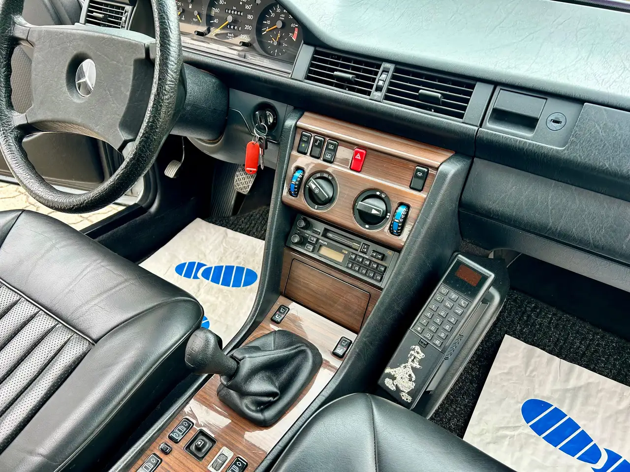 Mercedes-Benz Baureihe 124 230 CE Coupé *1 Hand*Leder*H-Kennzeichen*, foto 11