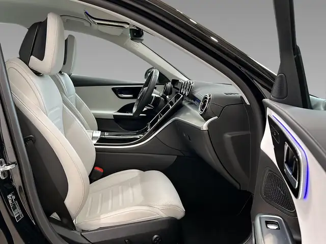 Mercedes-Benz 300 view 10