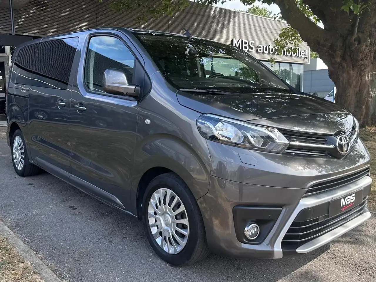 Toyota Proace *Verso 1.5 D-4D* 8 PLACES* CRUISE* CAMERA*, миниатюра 5