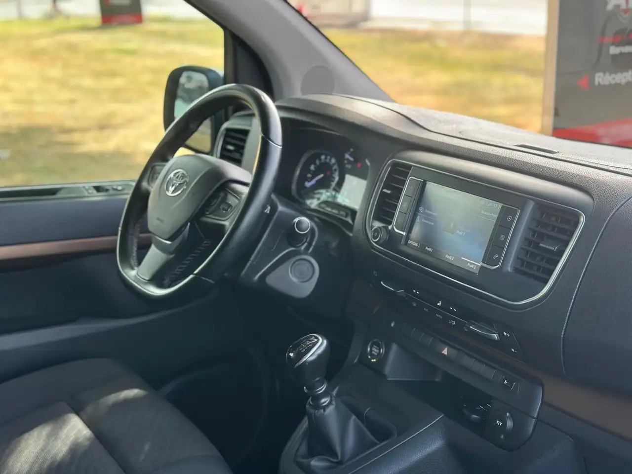 Toyota Proace *Verso 1.5 D-4D* 8 PLACES* CRUISE* CAMERA*, миниатюра 22