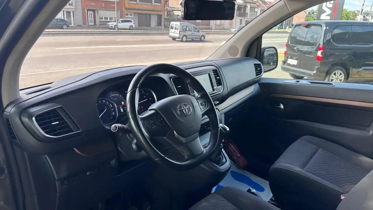 Toyota Proace *Verso 1.5 D-4D* 8 PLACES* CRUISE* CAMERA*, миниатюра 13