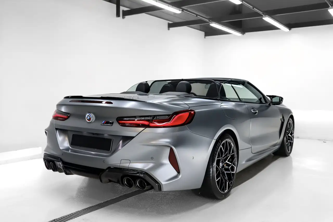BMW M8