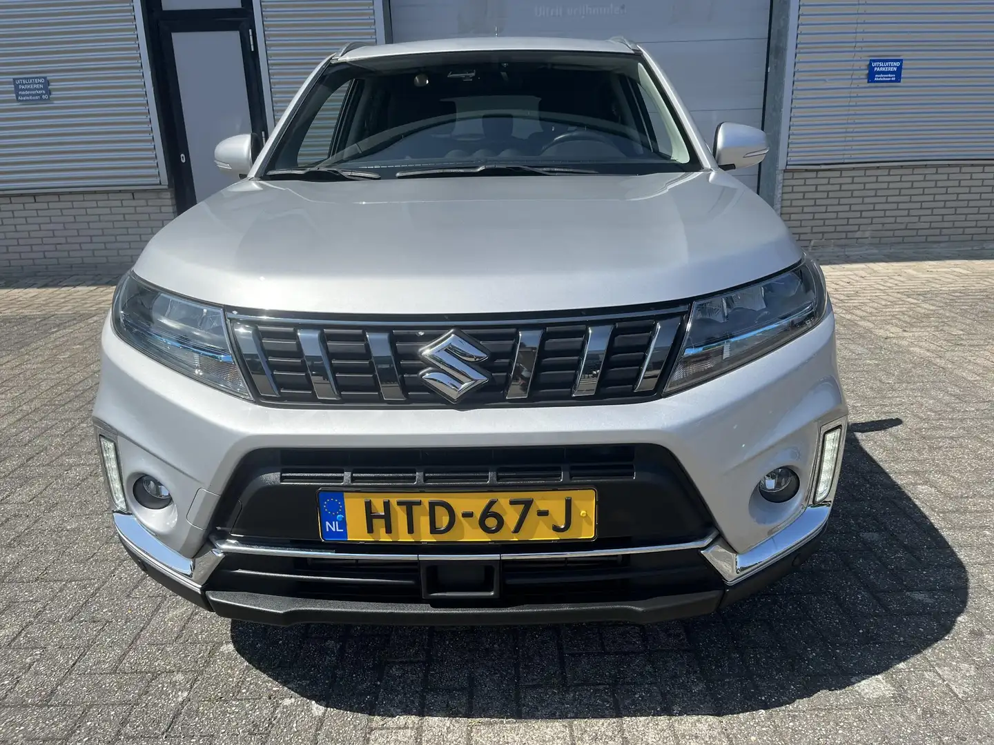Suzuki Vitara 1.4 Boosterjet Style Smart Hybrid Meest Luxe uitvo Argent - 2