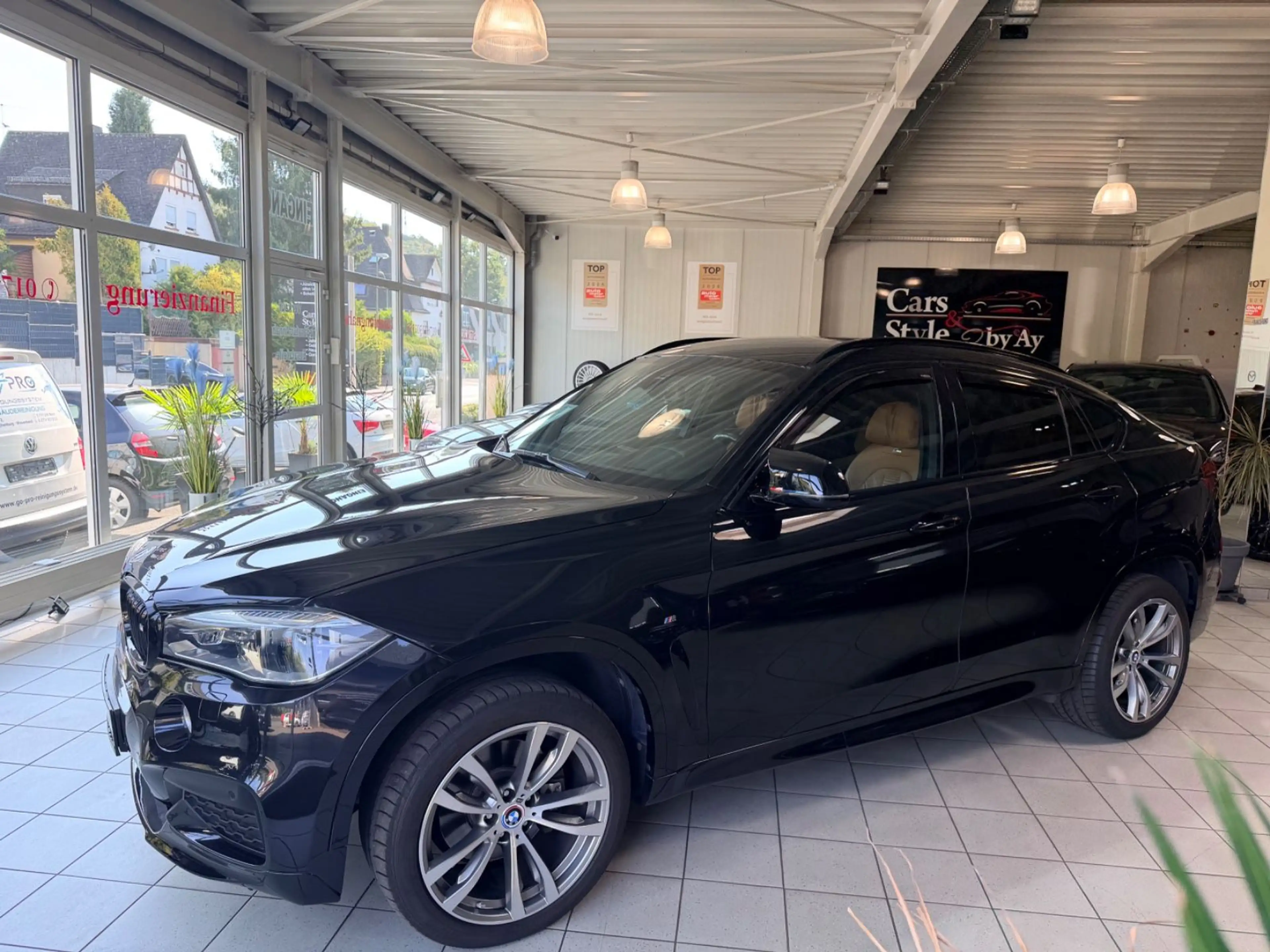 BMW X6 xDrive 40 d M-Technik/HUD/LED/Harman — photo 8