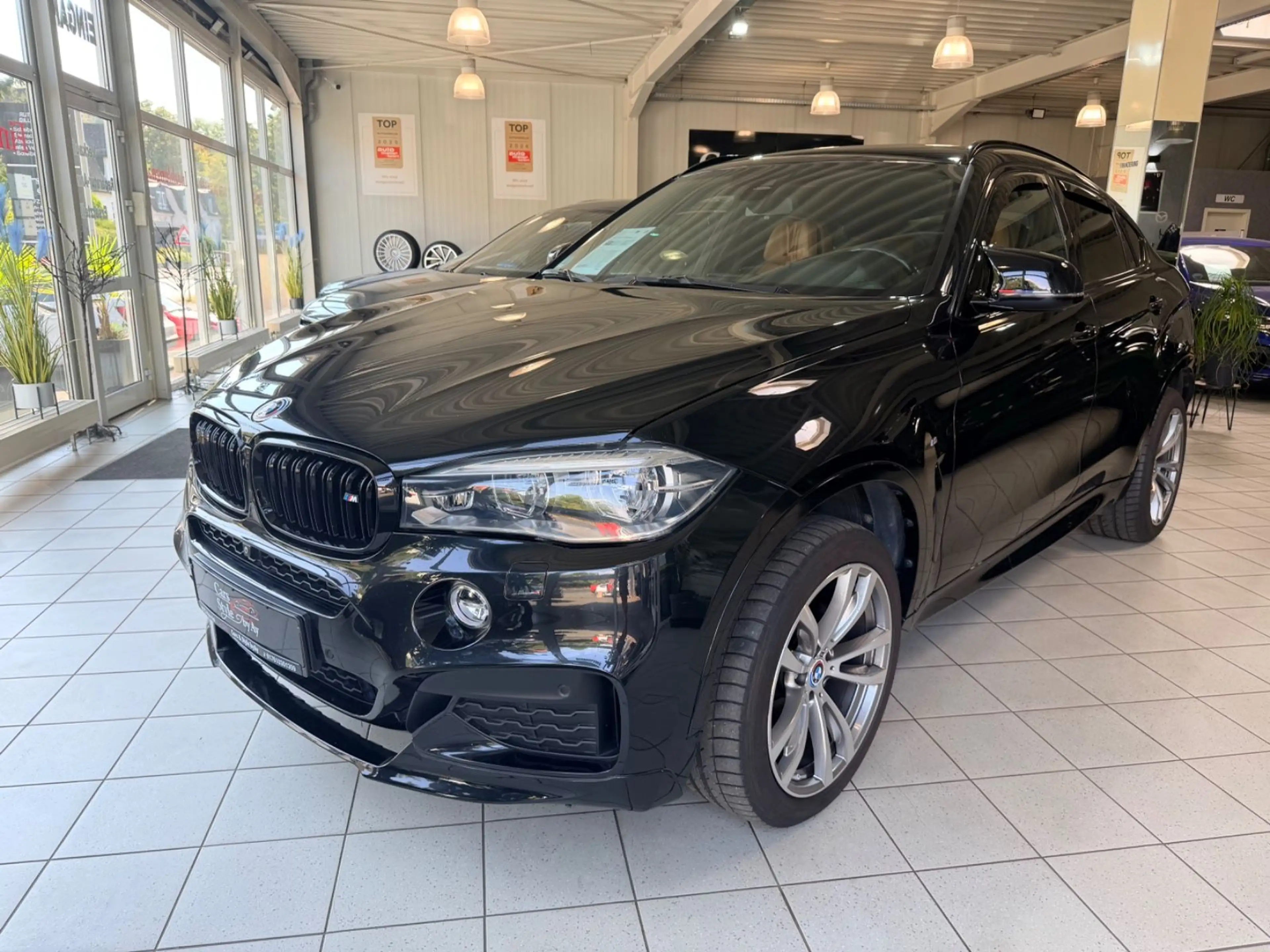 BMW X6 xDrive 40 d M-Technik/HUD/LED/Harman — photo 3