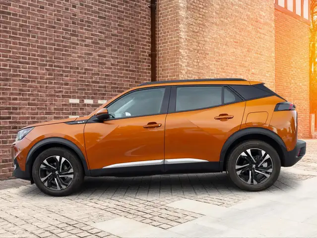 Peugeot 2008 view 3