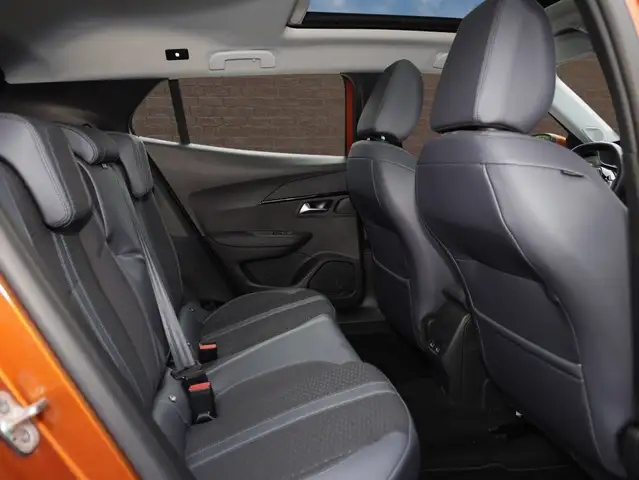 Peugeot 2008 view 10