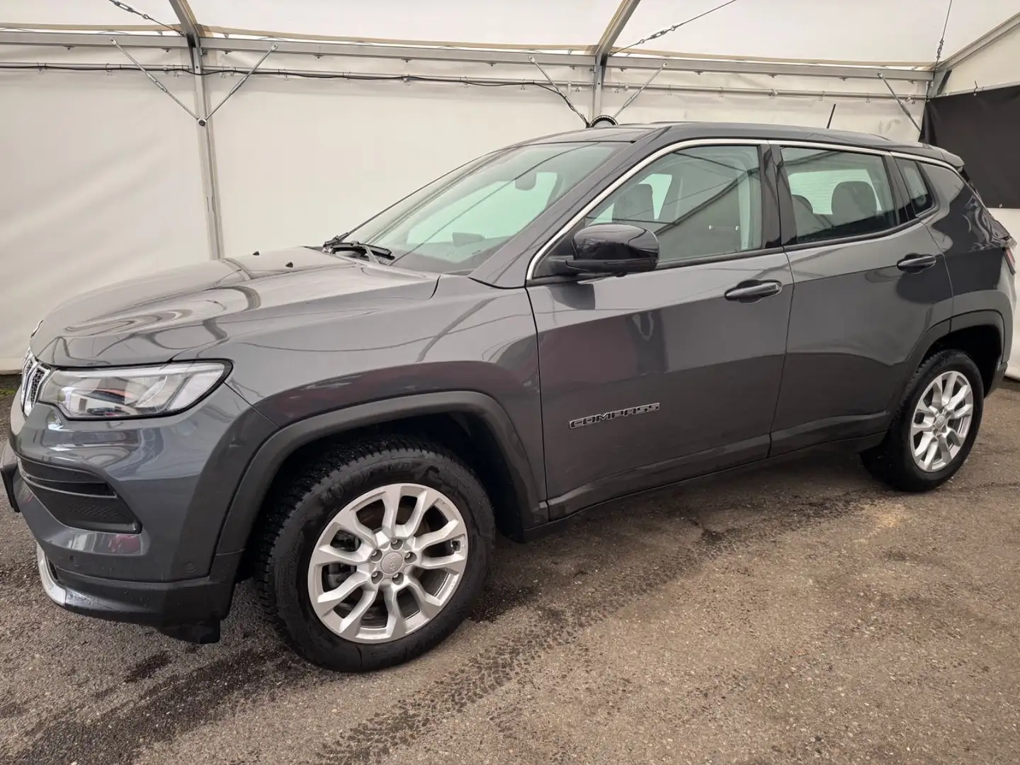 Jeep Compass Altitude/ACC/Navi/360°Kamera Grau - 2