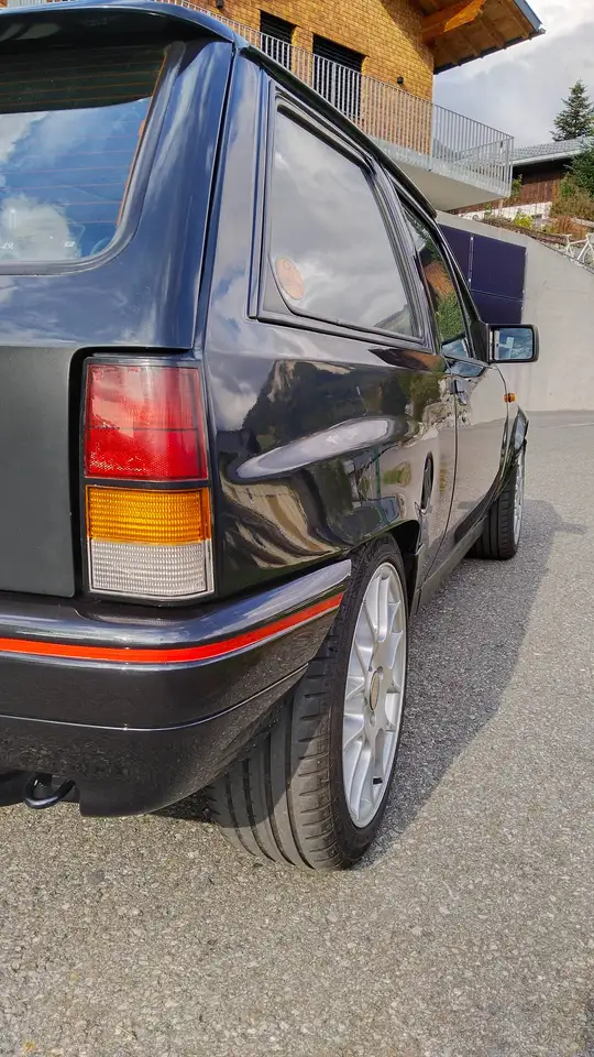 Opel Corsa GSi 1,6 i, foto 3