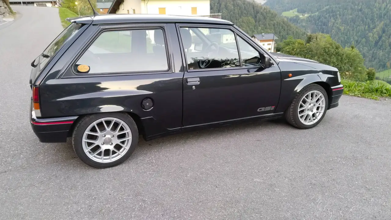 Opel Corsa GSi 1,6 i, foto 12