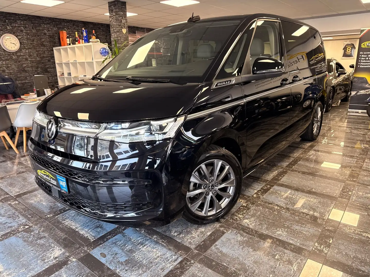 Volkswagen T7 Multivan /Martix LED/Ambiente/7-Sitzer/SHZ/Alu Noir - 2