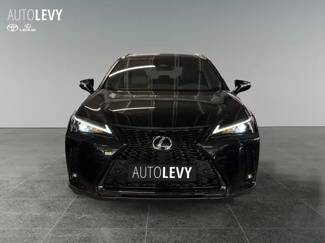 Lexus Ux view 9