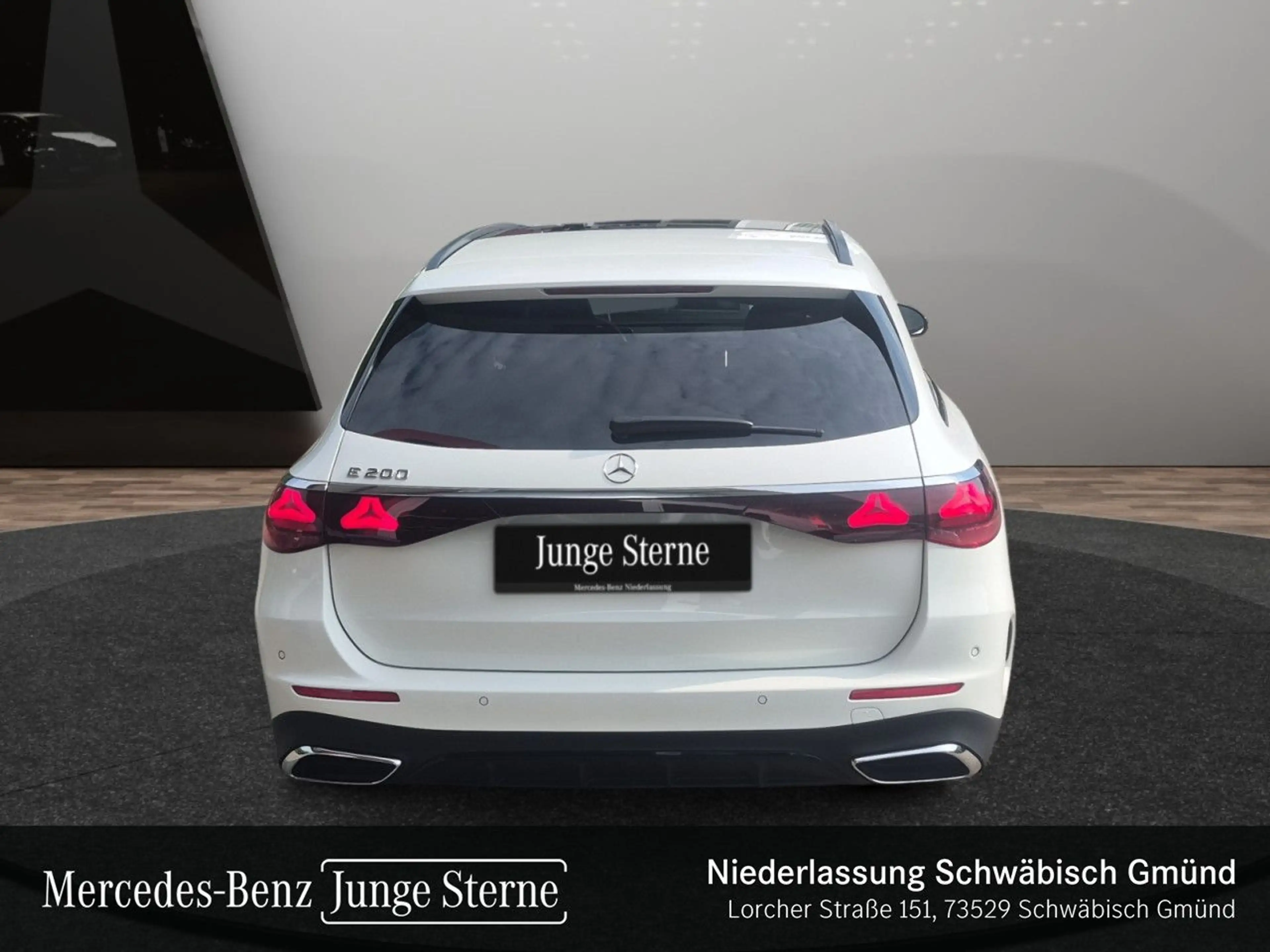 Mercedes-Benz E 200 T AMG Pano LED AHK Night Kamera Spurhalt-Ass — photo 8