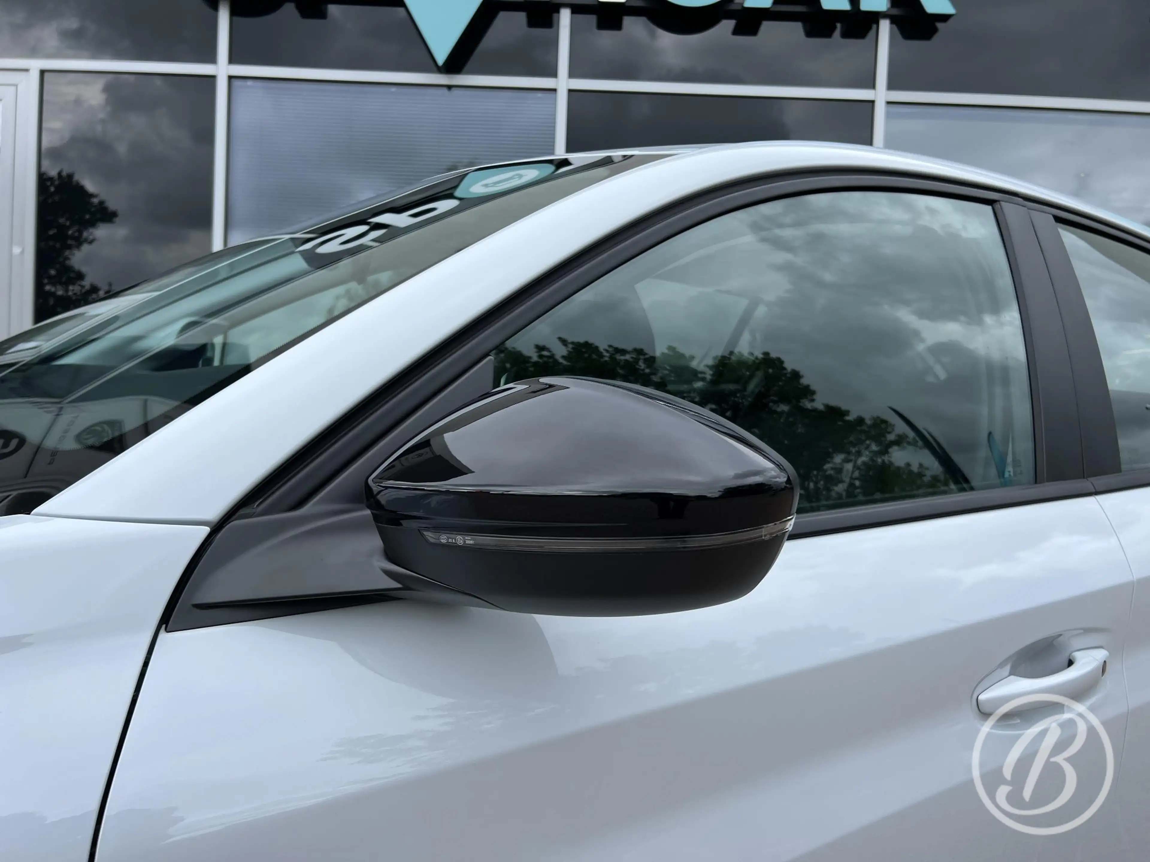 Peugeot 208 1.2 Hybrid 100 e-DCS6 Active Automaat — photo 34