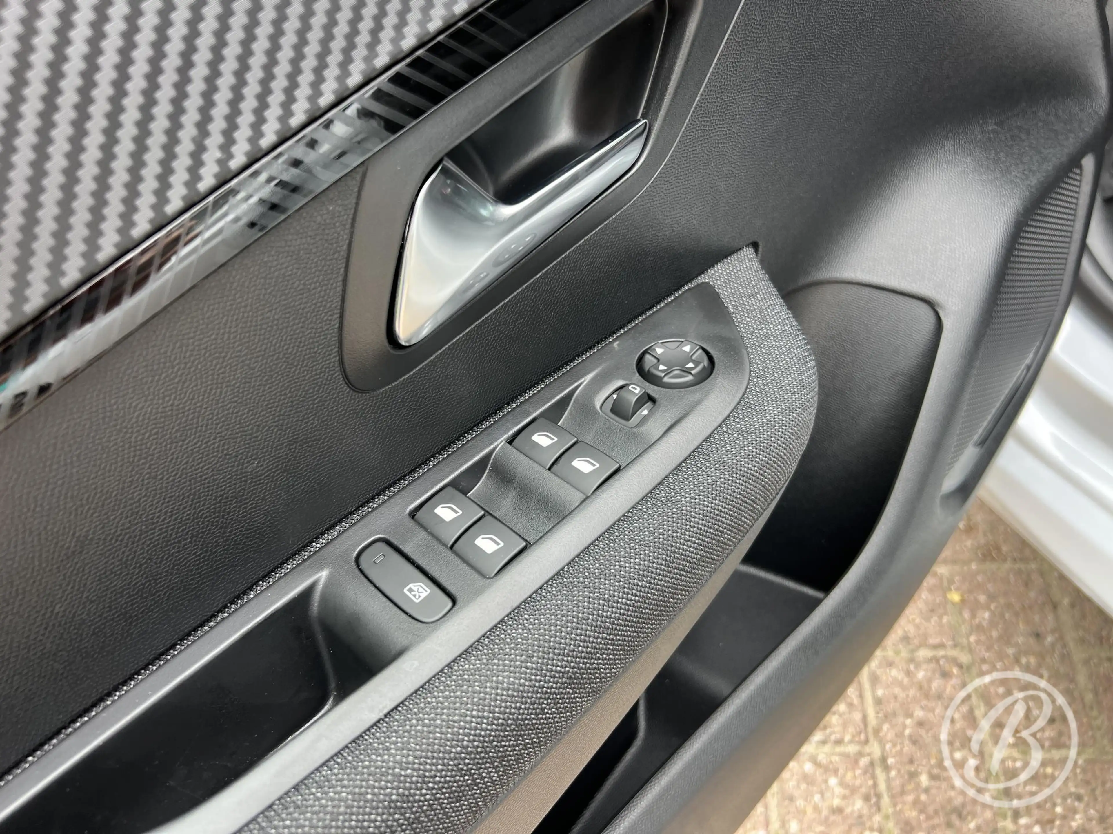 Peugeot 208 1.2 Hybrid 100 e-DCS6 Active Automaat — photo 16