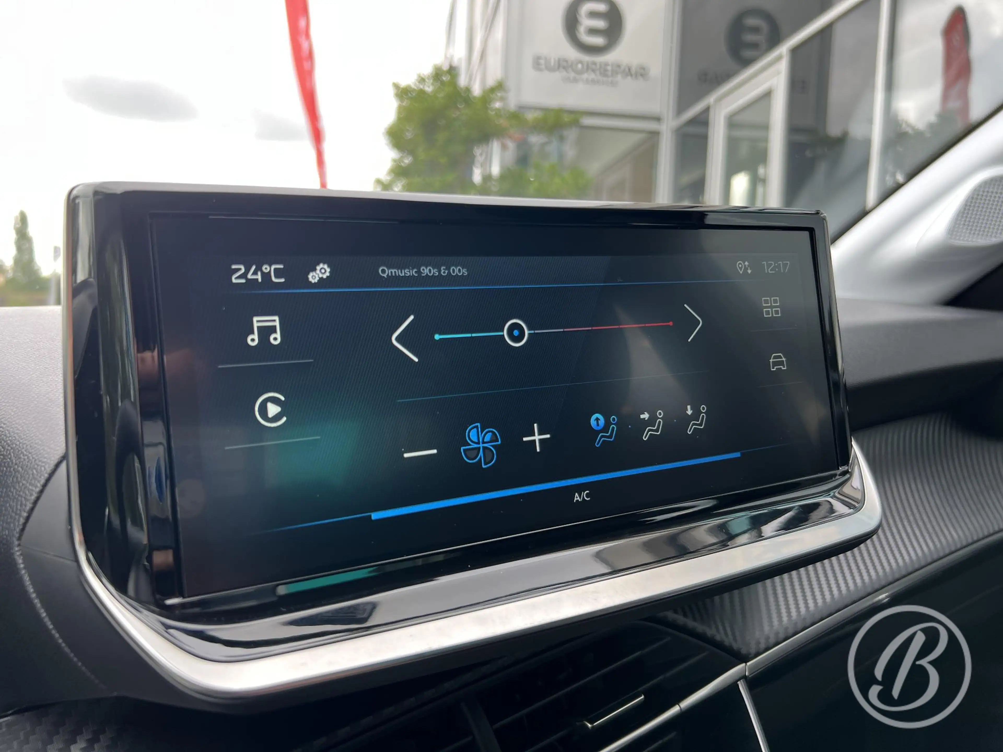 Peugeot 208 1.2 Hybrid 100 e-DCS6 Active Automaat — photo 33