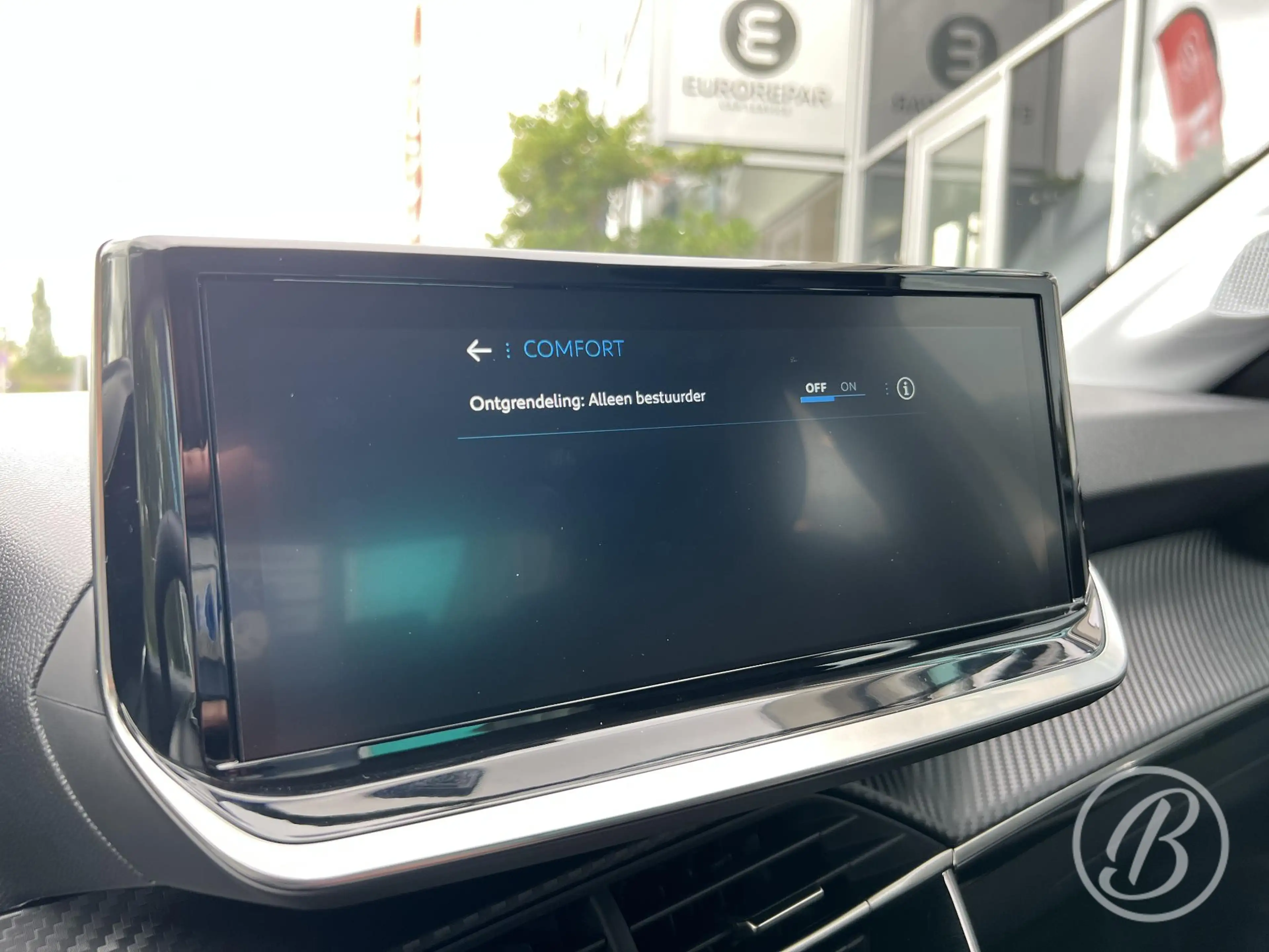 Peugeot 208 1.2 Hybrid 100 e-DCS6 Active Automaat — photo 40