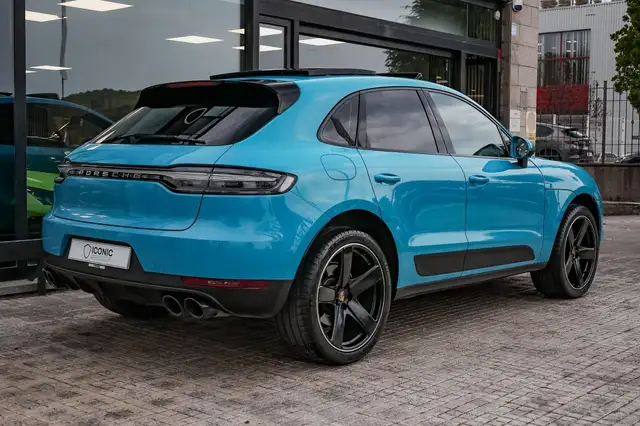 Porsche Macan view 6