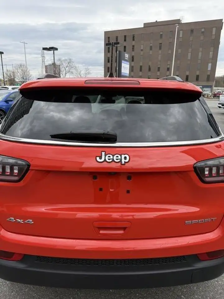 Jeep Compass снимка Jeep Compass
