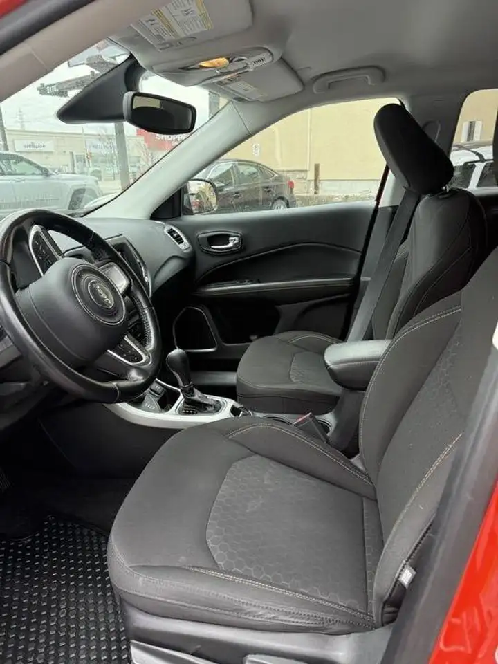 Jeep Compass снимка Jeep Compass