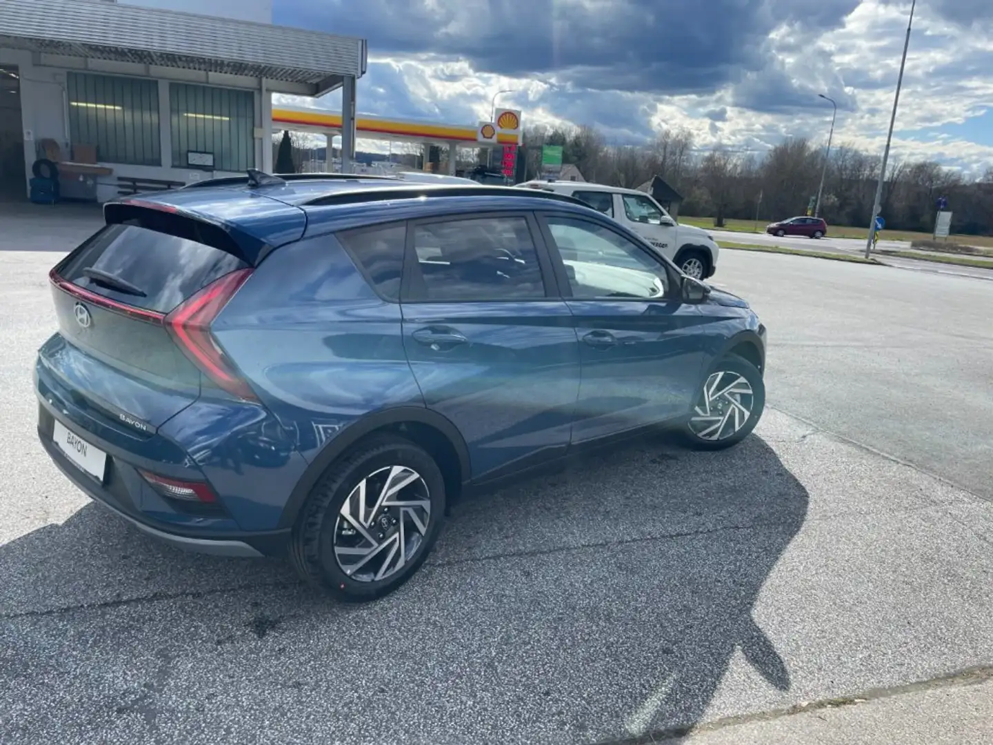 Hyundai BAYON GO Plus Automatik Blauw - 2