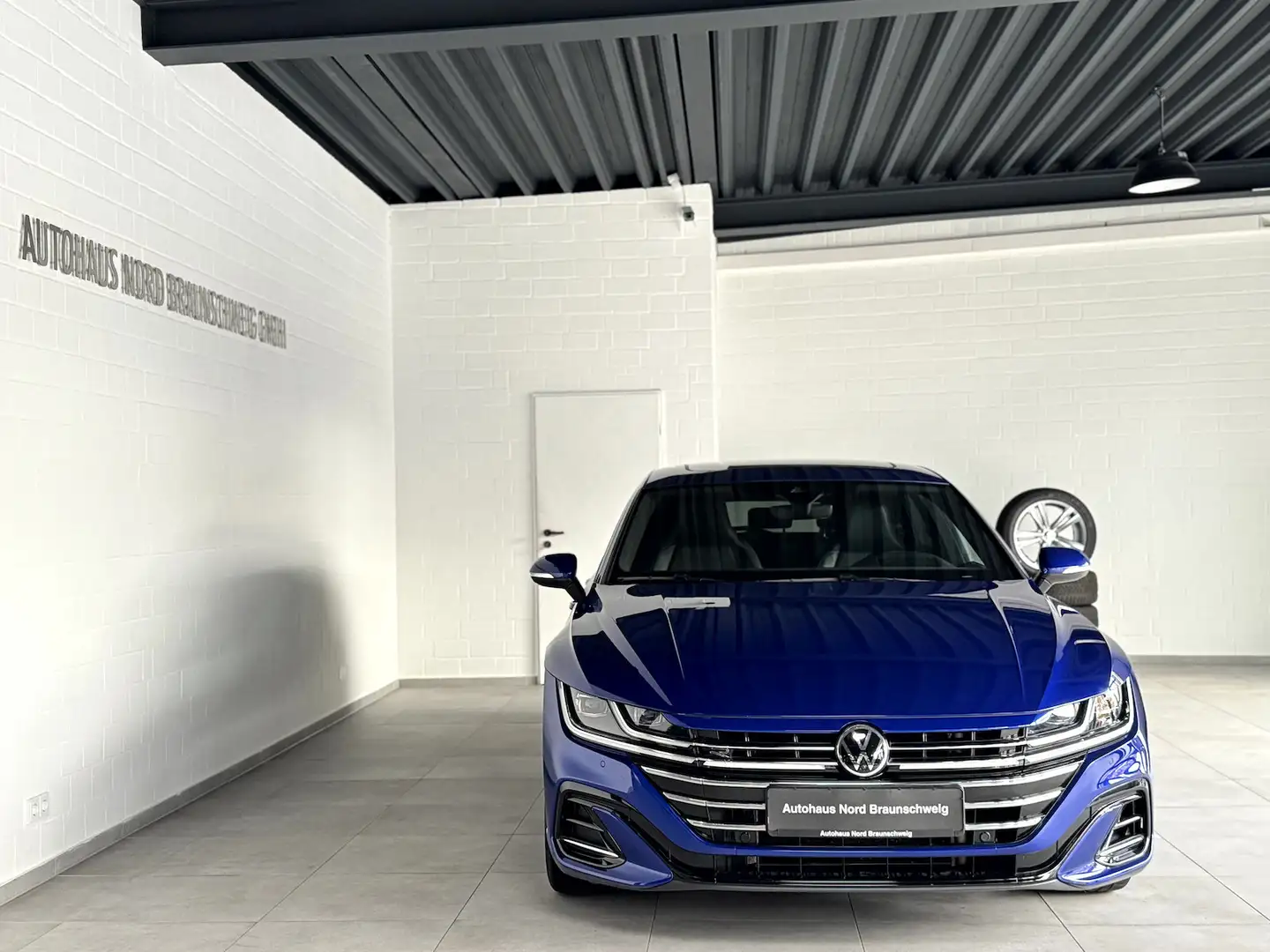 Volkswagen Arteon Shooting Brake 2.0TSI R Line*Pano*H&K*HUD* Bleu - 2