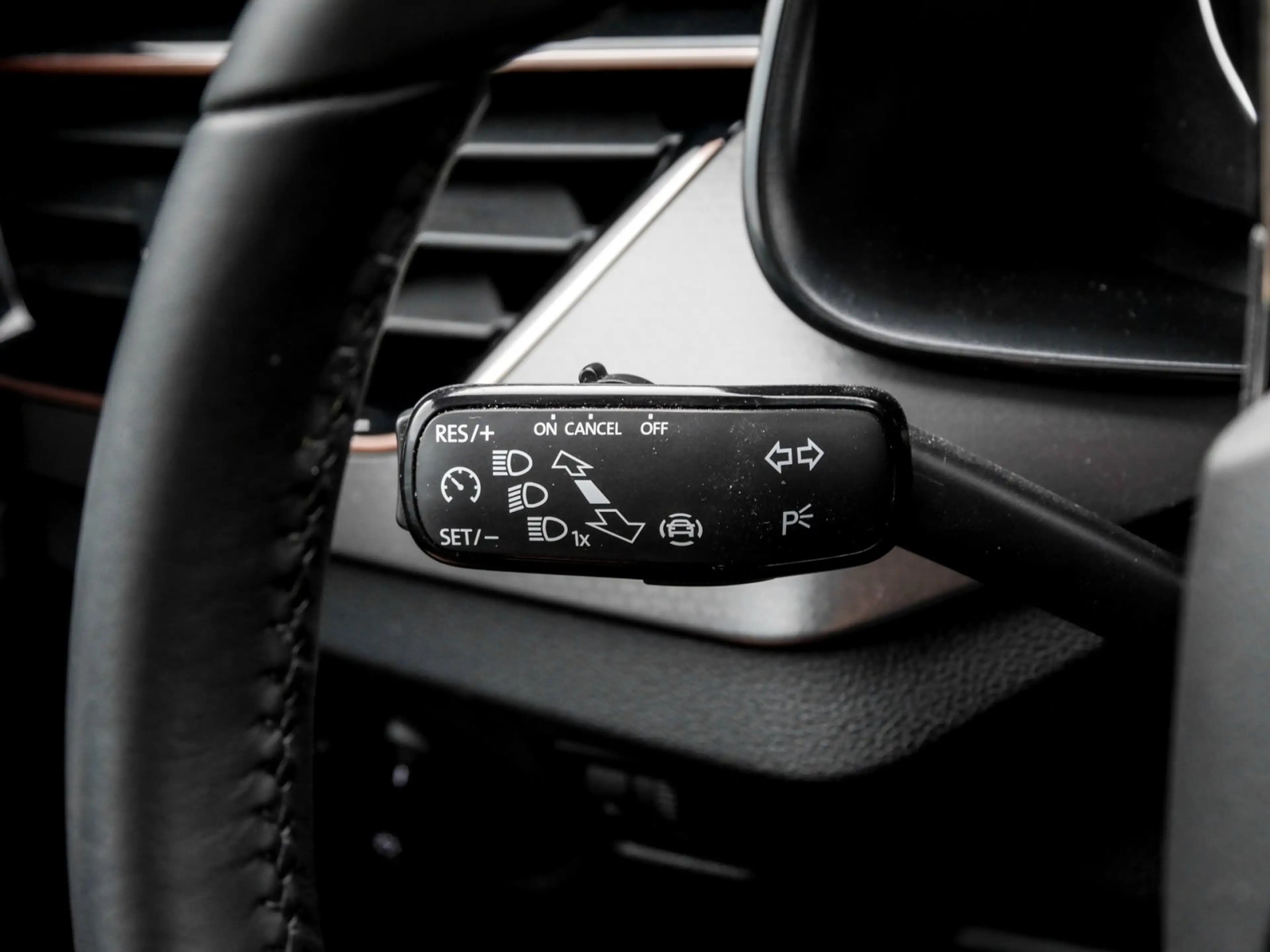 Skoda Kamiq Style 1.0 TSI LED AHK GRA Keyless — photo 15