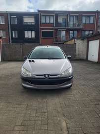 Peugeot 206 gekeurd 0465706499