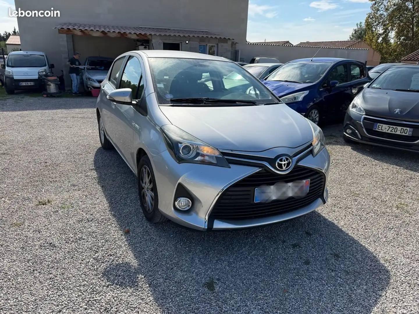 Toyota Yaris 100 vvti dynamic Gris - 2