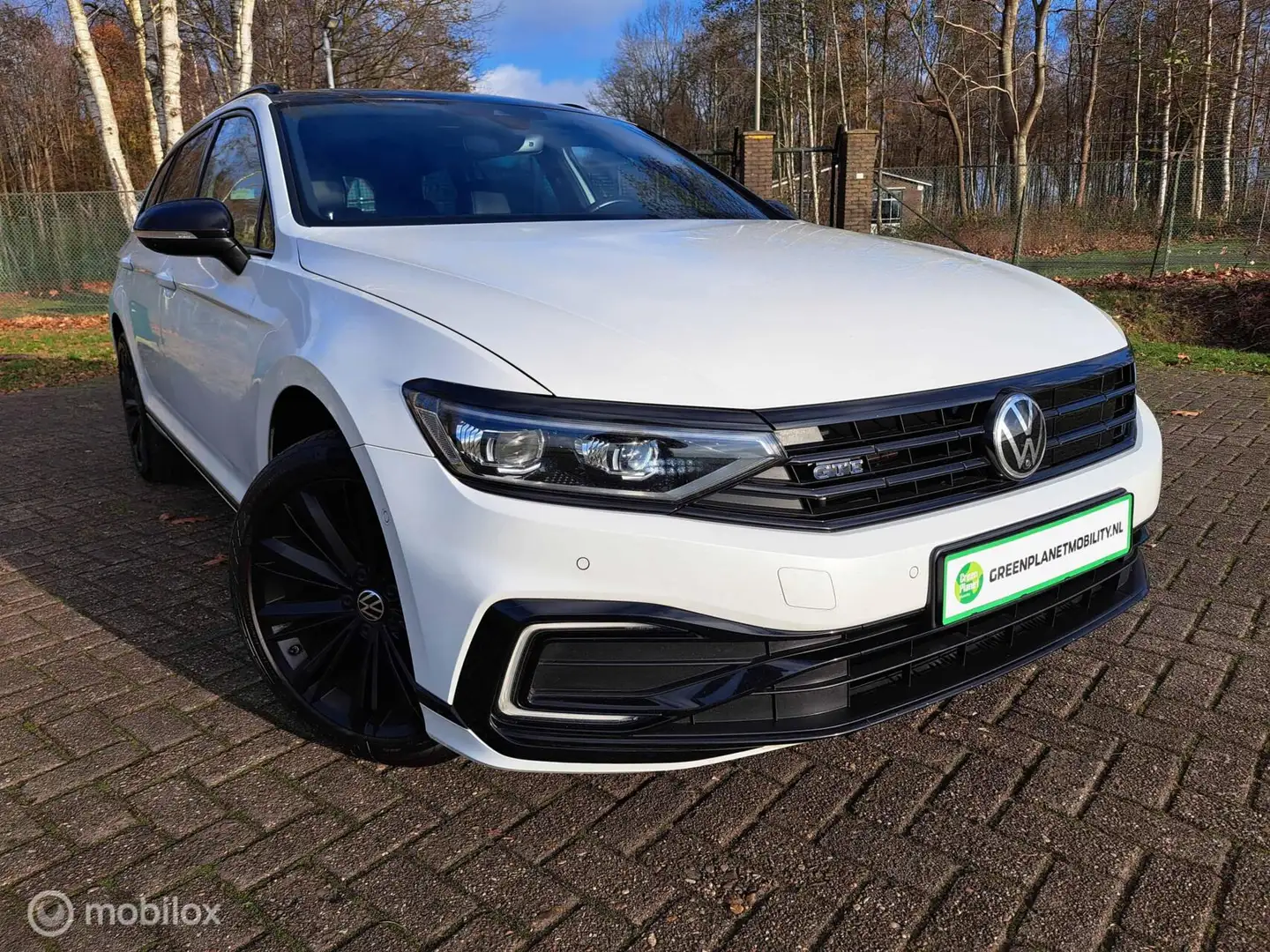 Volkswagen Passat Variant 1.4 TSI GTE|Pano|Trekhaak|Leder Wit - 2