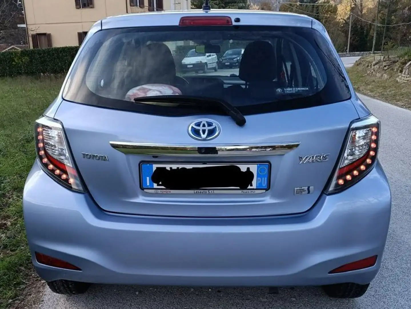 Toyota Yaris Lounge Blu/Azzurro - 2