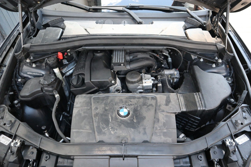 BMW X1 sDrive 18i Automatik Leder Steuerkette+HU NEU — photo 24