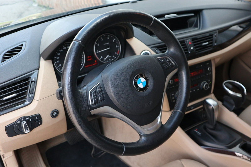 BMW X1 sDrive 18i Automatik Leder Steuerkette+HU NEU — photo 19