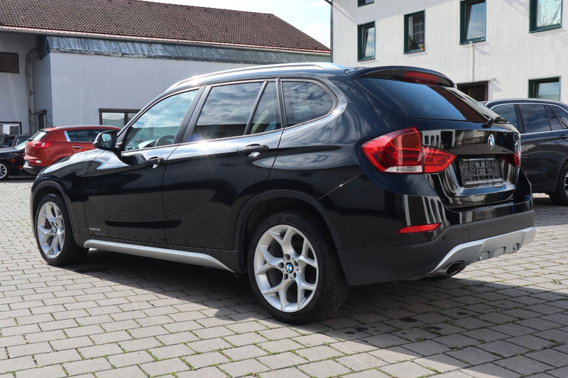 BMW X1 sDrive 18i Automatik Leder Steuerkette+HU NEU — photo 7