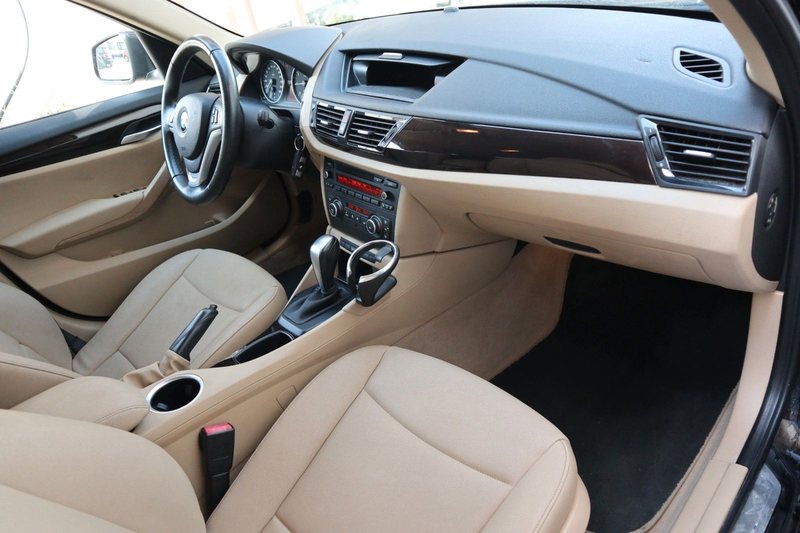 BMW X1 sDrive 18i Automatik Leder Steuerkette+HU NEU — photo 9