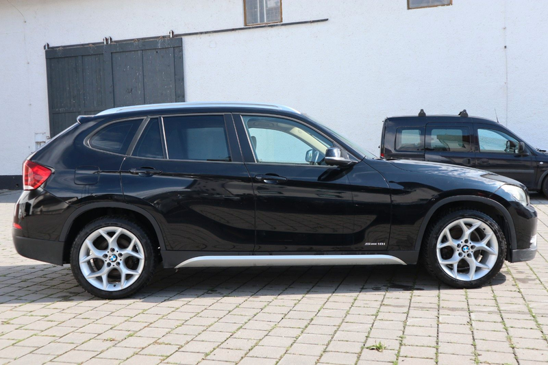 BMW X1 sDrive 18i Automatik Leder Steuerkette+HU NEU — photo 4