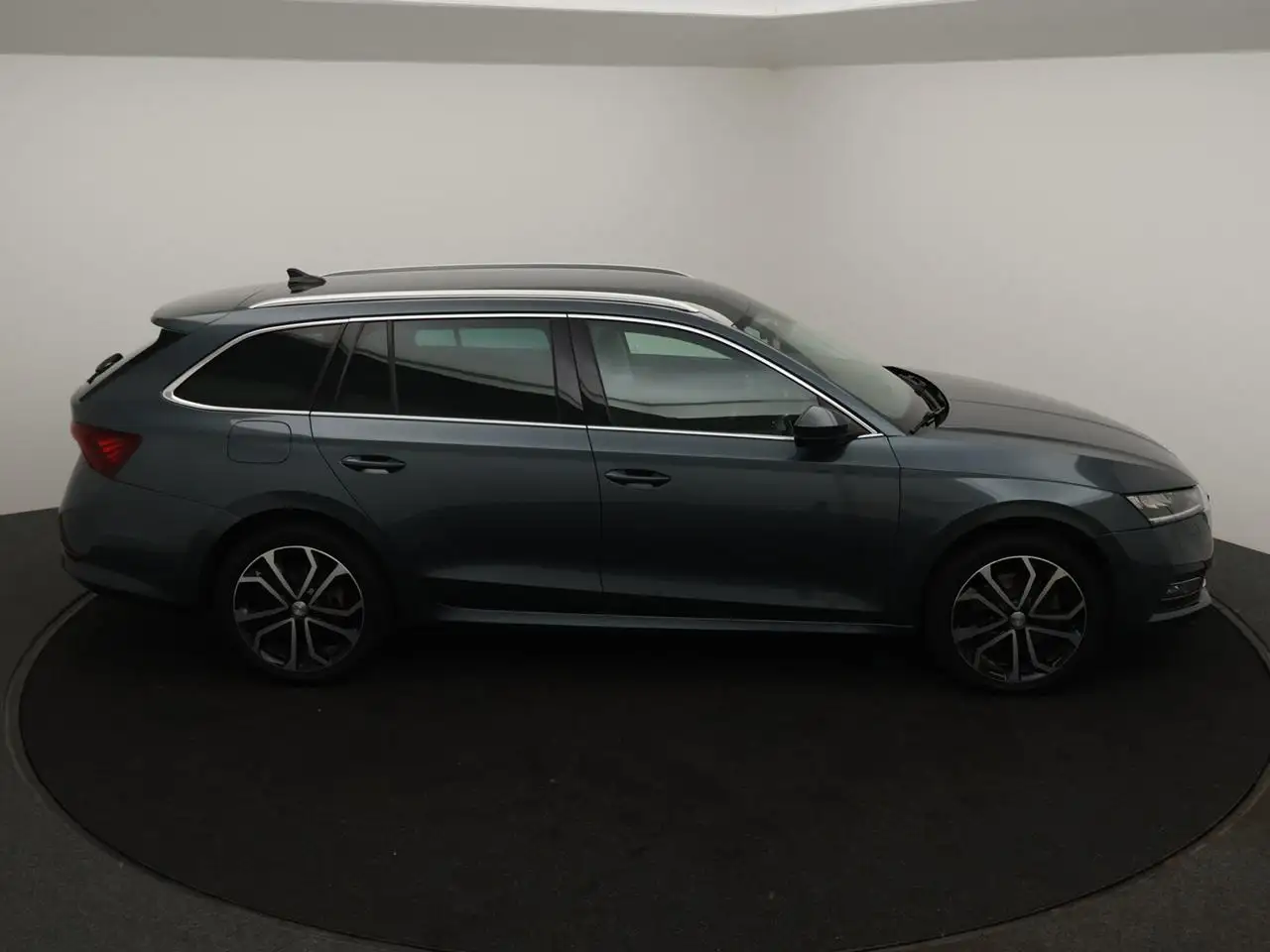 Skoda Octavia 1.4 TSI Ambition DSG 204PK *ZETELVERWARMING*NAVI*AIRCO*PDC*...*, миниатюра 4
