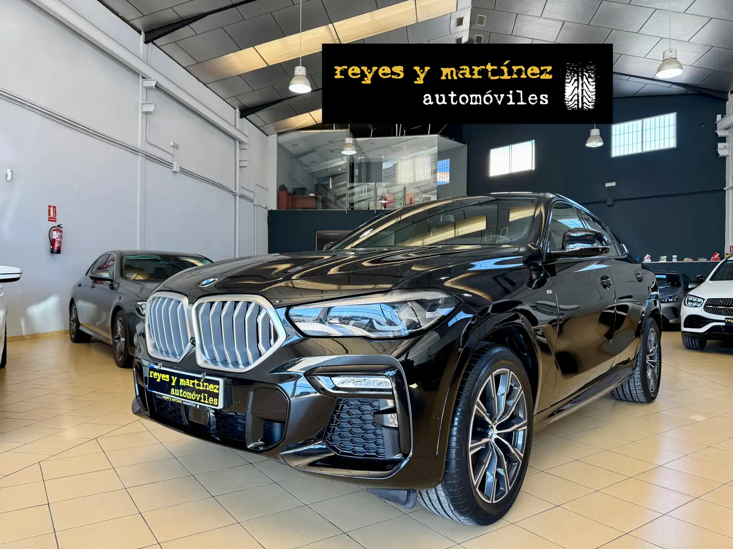 BMW X6 xDrive 30dA xLine Negro - 1