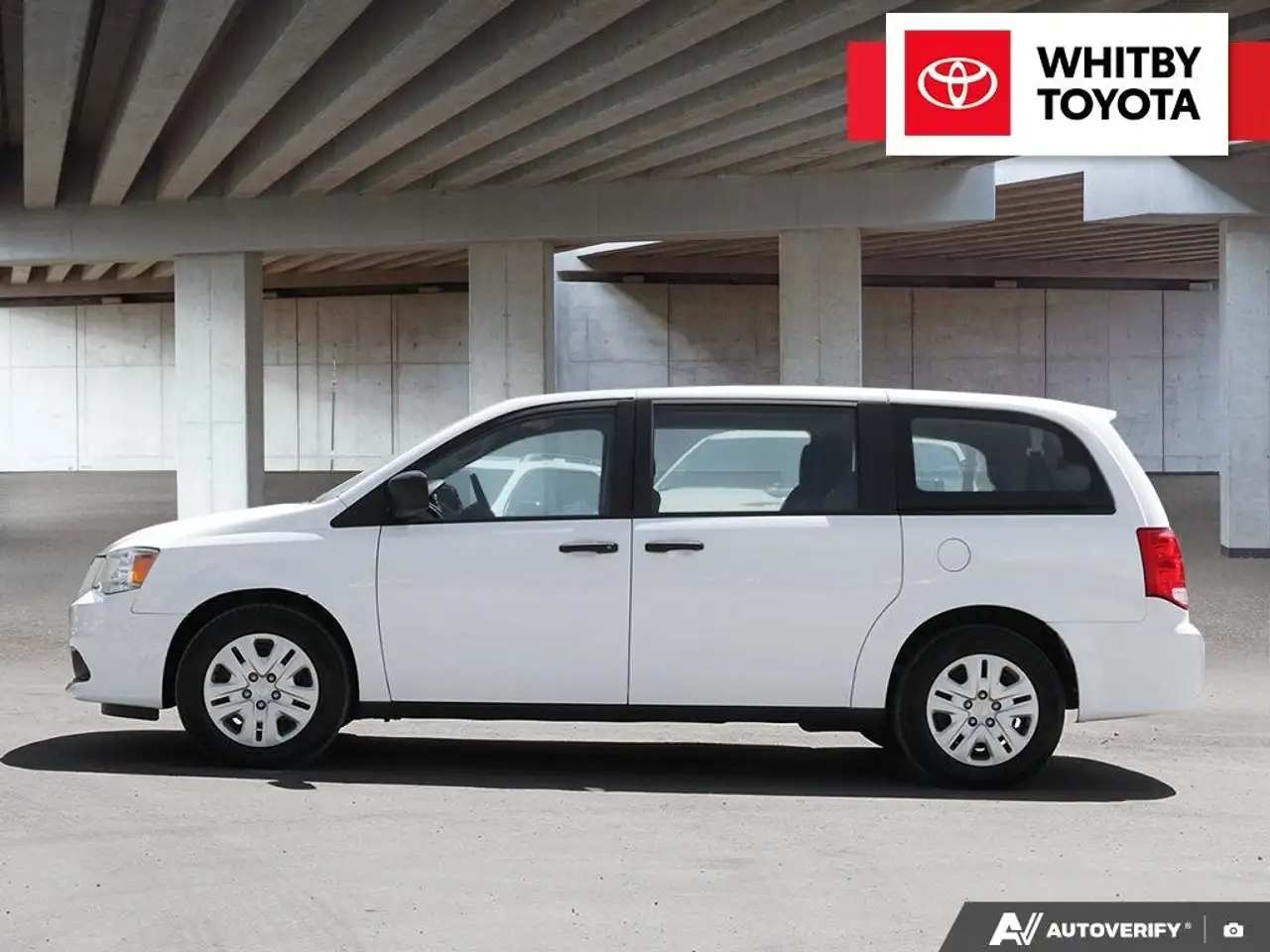Dodge Grand Caravan снимка Dodge Grand Caravan