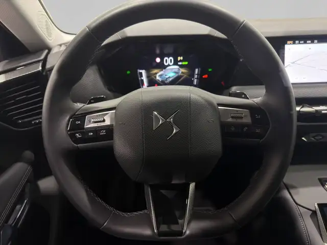 DS Automobiles N°4 view 13