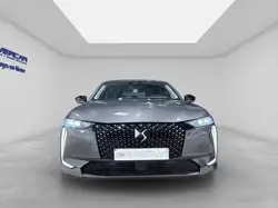DS Automobiles N°4