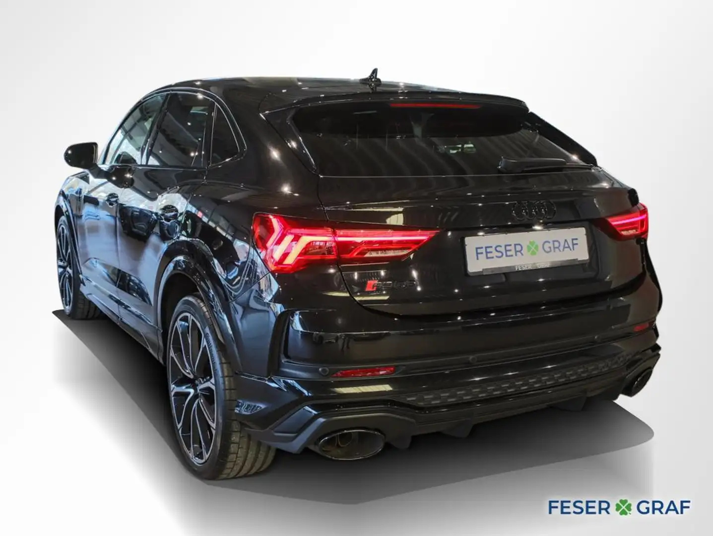 Audi RS Q3 Sportback AHK Matrix Navi Pano Sportabgas Schwarz - 2