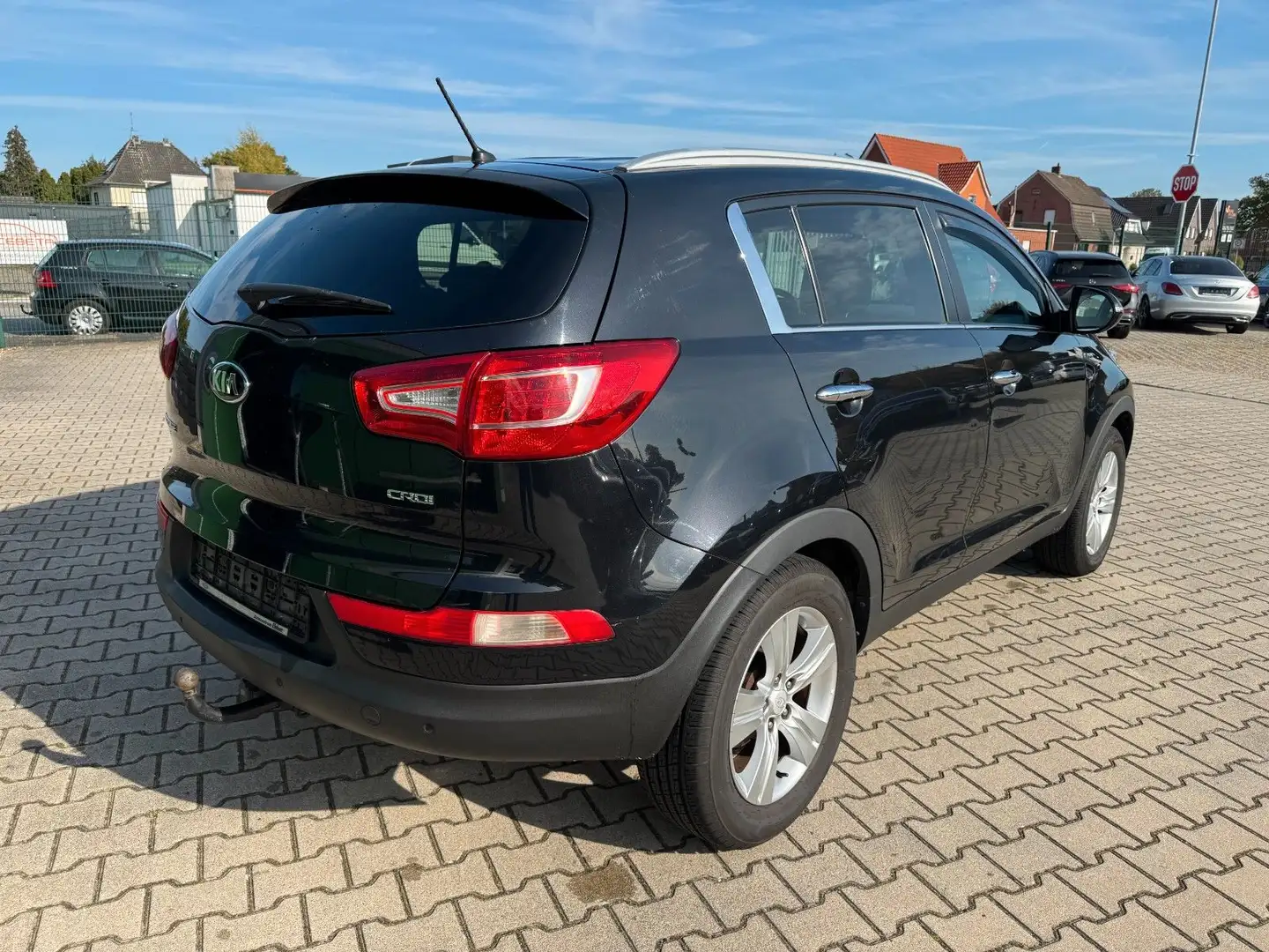 Kia Sportage 4WD*Kamera*4xSitzheizung*AHK*Tempomat Schwarz - 2