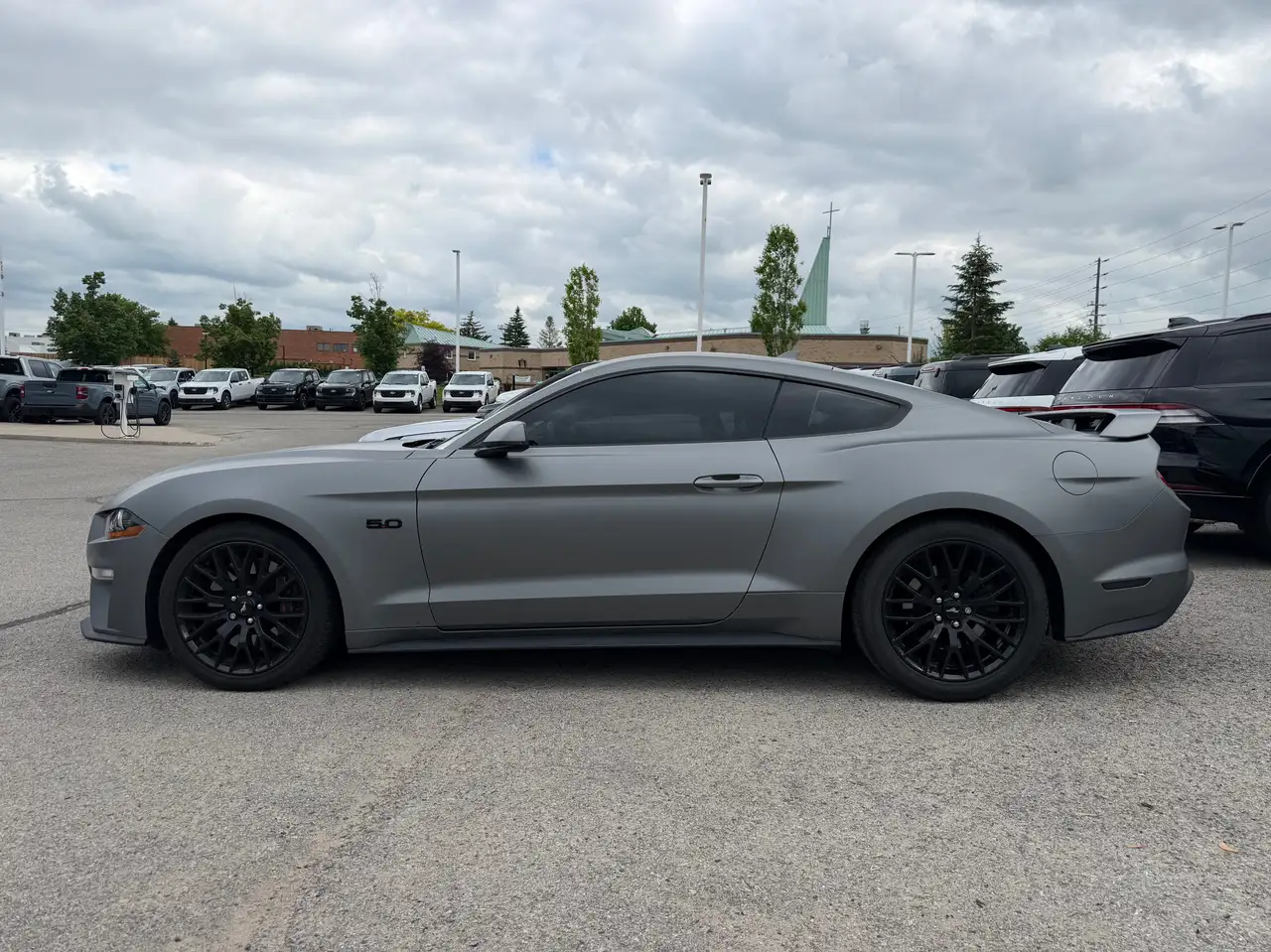 Ford Mustang photo Ford Mustang
